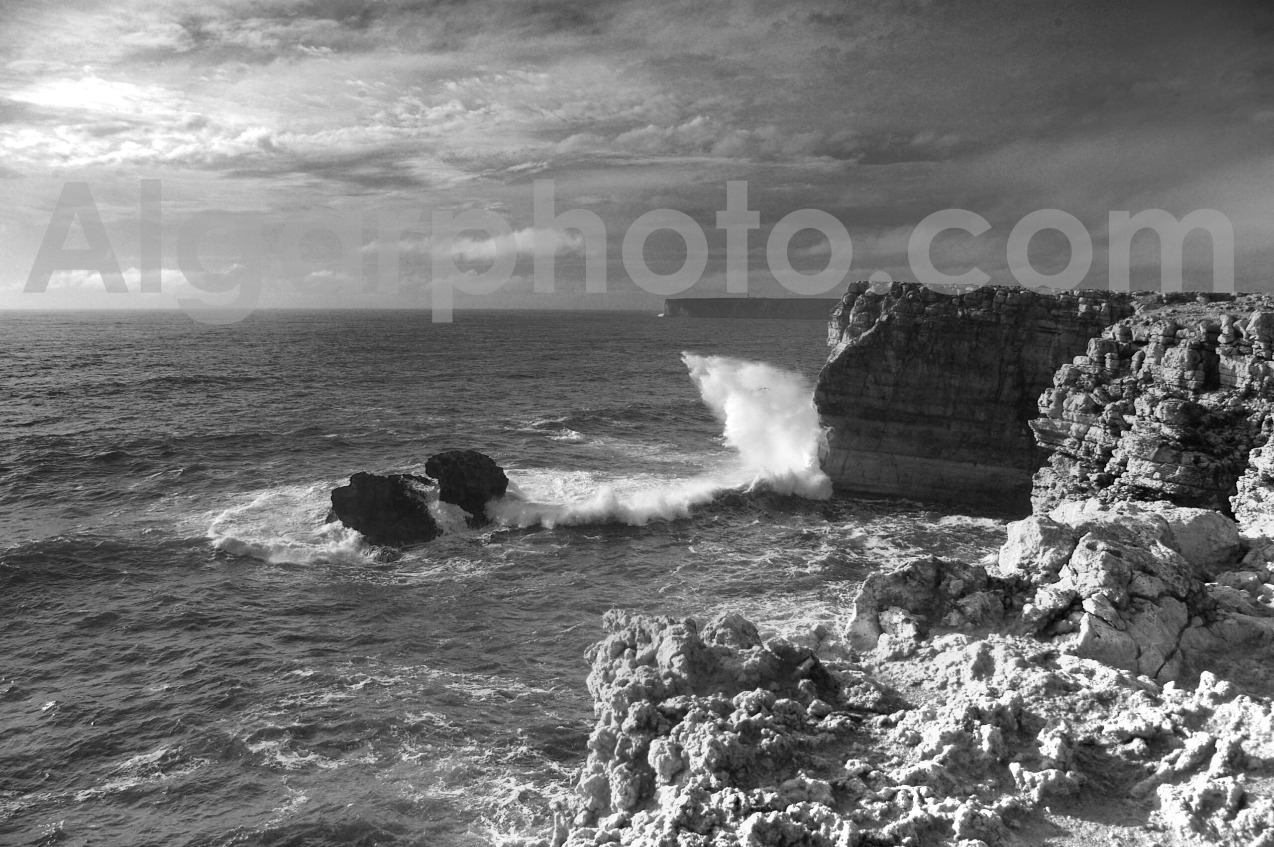 Algarve photography mono seascape images by algarphoto