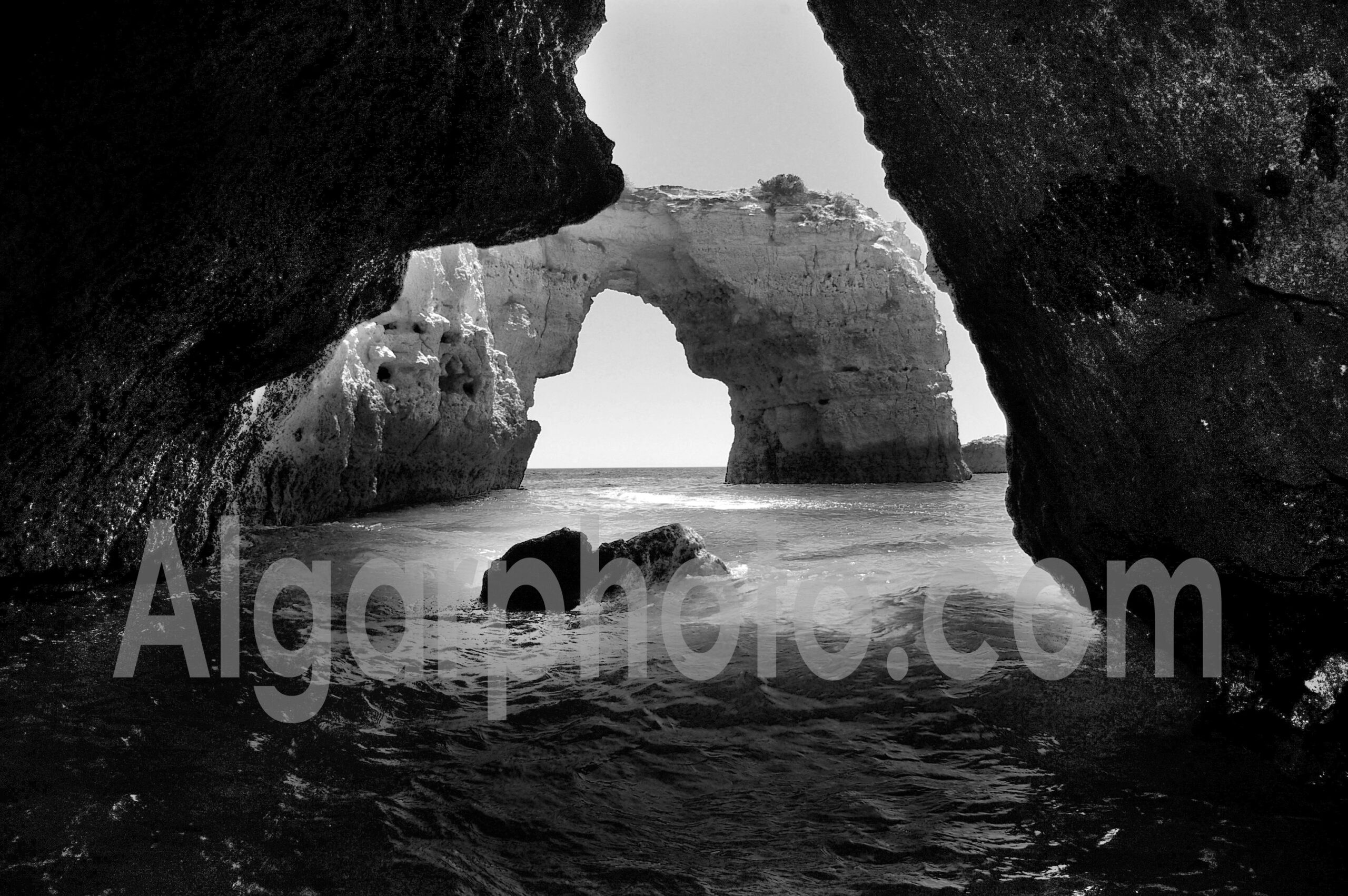 Algarve photography mono seascape images by algarphoto